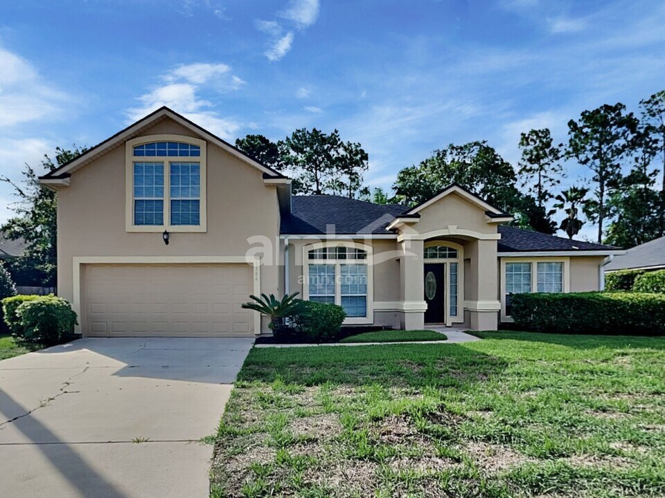 1184 Lake Parke Dr in Jacksonville, FL - Building Photo