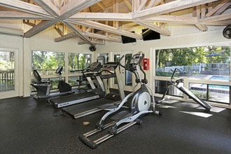 Lakewood Villas in Gainesville, FL - Foto de edificio - Interior Photo