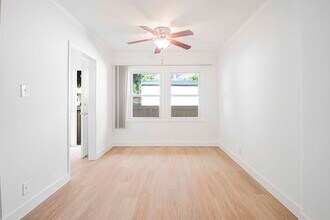 8804 Belford Ave, Unit 8804 in Los Angeles, CA - Foto de edificio - Building Photo