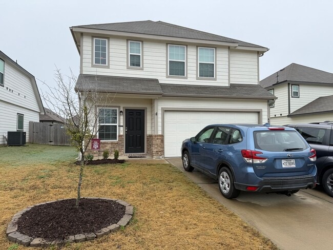 4 Bed, 3.5 Bath Home in Bryan for March Move In!