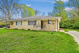 1213 Taylor Dr E in Indianapolis, IN - Building Photo