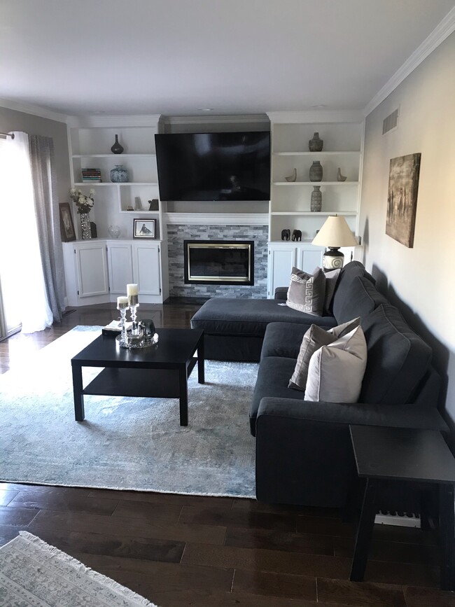 4141 Rolling Meadow Ln in Ypsilanti, MI - Building Photo - Building Photo