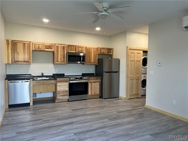 15 Commerce Dr in Springville, NY - Building Photo - Building Photo