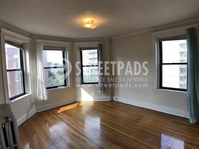 property at 17-19-19 Washington St