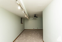 4625 N Dover St, Unit G in Chicago, IL - Building Photo - Building Photo