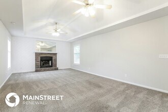 406 S Huntington Dr in Greenwood, MO - Building Photo - Building Photo