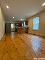 35 Pratt St, Unit 1 in Boston, MA - Building Photo