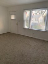 631 35th St in Newport News, VA - Building Photo