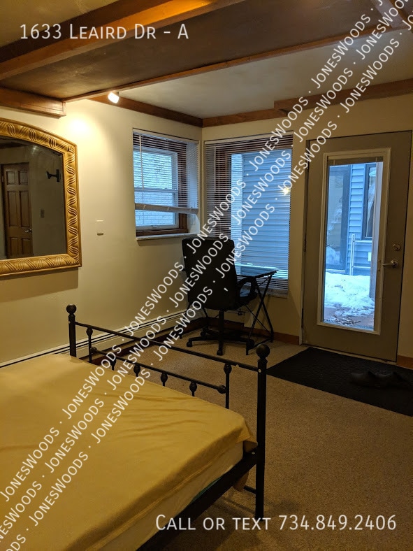 1633 Leaird Dr in Ann Arbor, MI - Building Photo - Building Photo