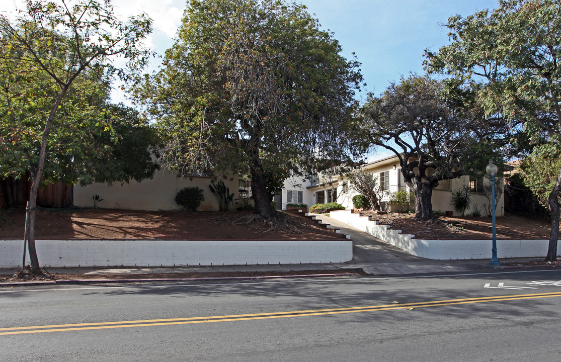 1722-1728 Fern St in San Diego, CA - Building Photo