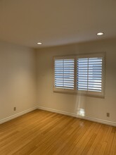 211 Palmetto Dr, Unit #1 in Alhambra, CA - Foto de edificio - Building Photo