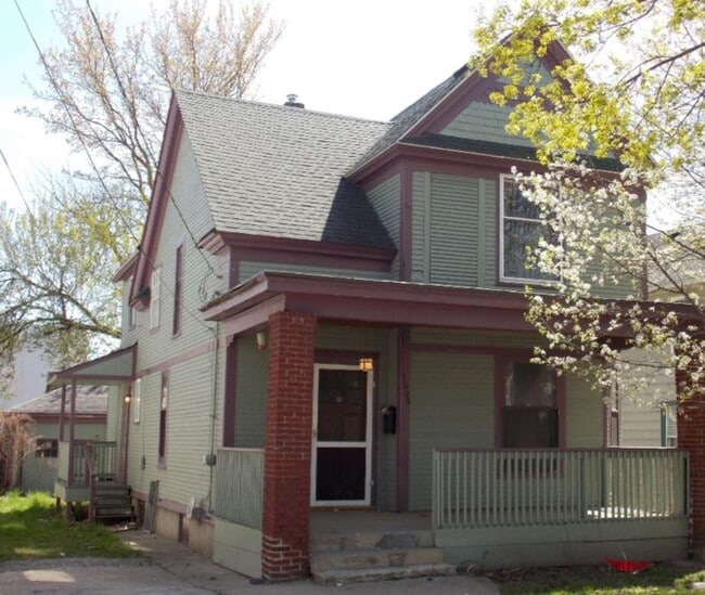 property at 1000 Butterworth St SW