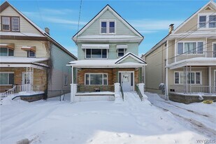 36 Krakow St in Buffalo, NY - Building Photo