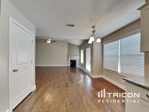 616 Hollow Crst in Clarksville, TN - Building Photo - Building Photo