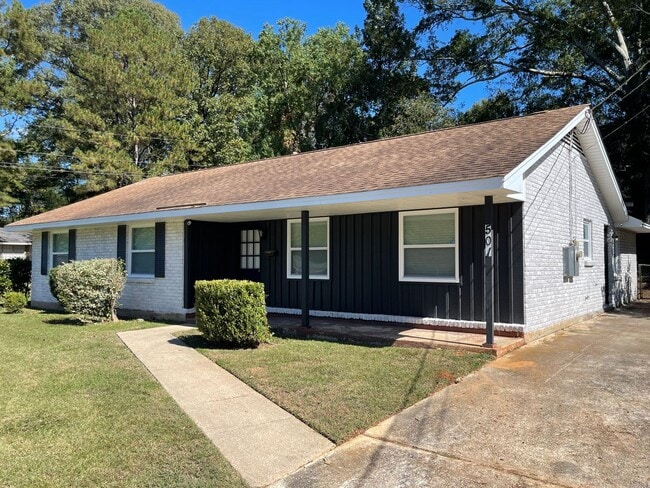 property at 501 Avondale Rd