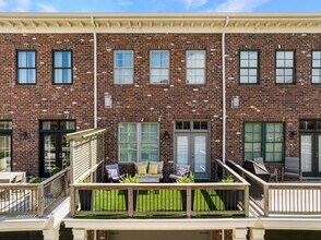 456 Altamaha St in Savannah, GA - Building Photo - Building Photo