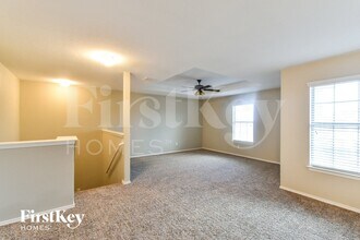 12831 Limestone Way in San Antonio, TX - Foto de edificio - Building Photo