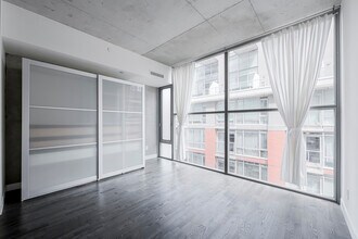 25-625 Oxley St in Toronto, ON - Building Photo - Building Photo