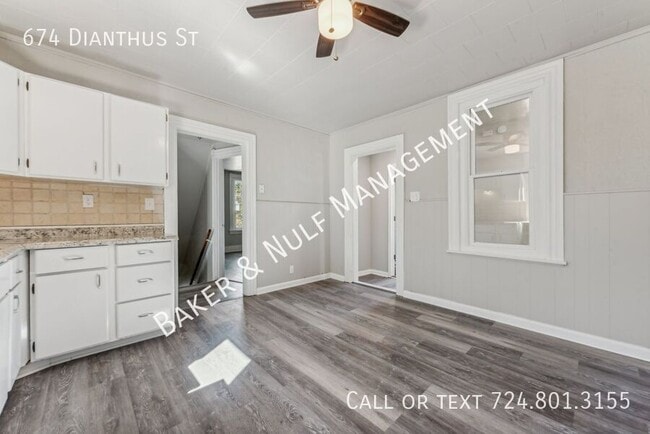 674 Dianthus St in Irwin, PA - Building Photo - Building Photo