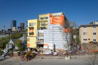 Bridgeland 5-ONE-5 in Calgary, AB - Building Photo - Building Photo