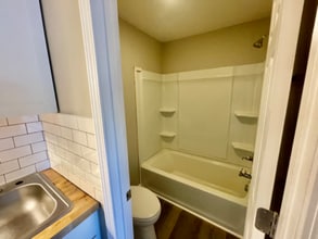 603 S Jefferson Ave in West Jefferson, NC - Building Photo - Building Photo