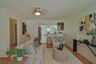 1505 Karen Ave in Austin, TX - Building Photo - Building Photo