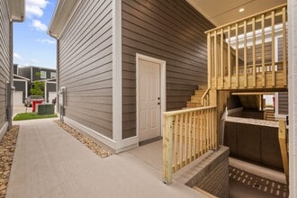 1104 SW Des Moines St in Ankeny, IA - Building Photo - Building Photo