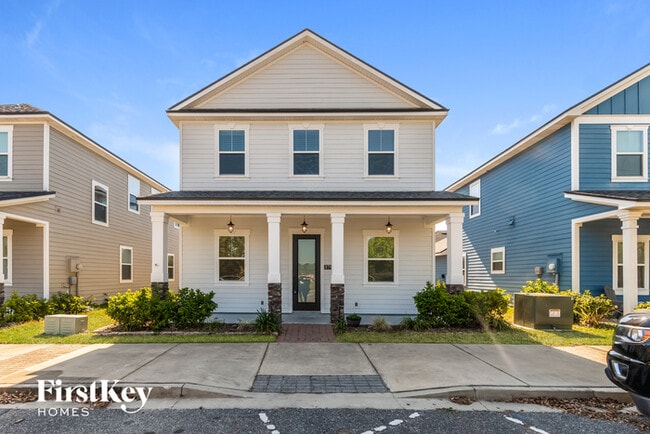 property at 3763 Plantation Oaks Blvd