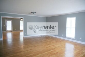 510 Cloudview Ln in Chattanooga, TN - Building Photo - Building Photo