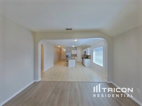 2445 Carolina Dr in Fort Worth, TX - Building Photo - Building Photo