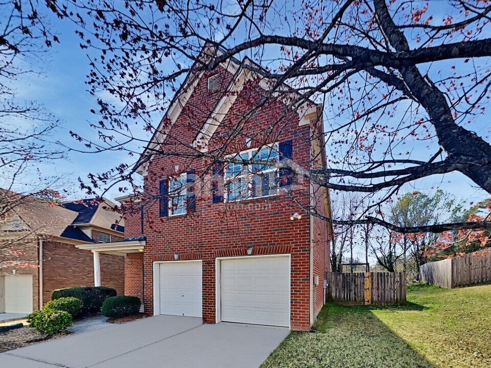 3083 Newtons Crest Cir in Snellville, GA - Building Photo