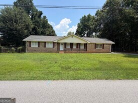 1796 Hickory St SE in Conyers, GA - Building Photo