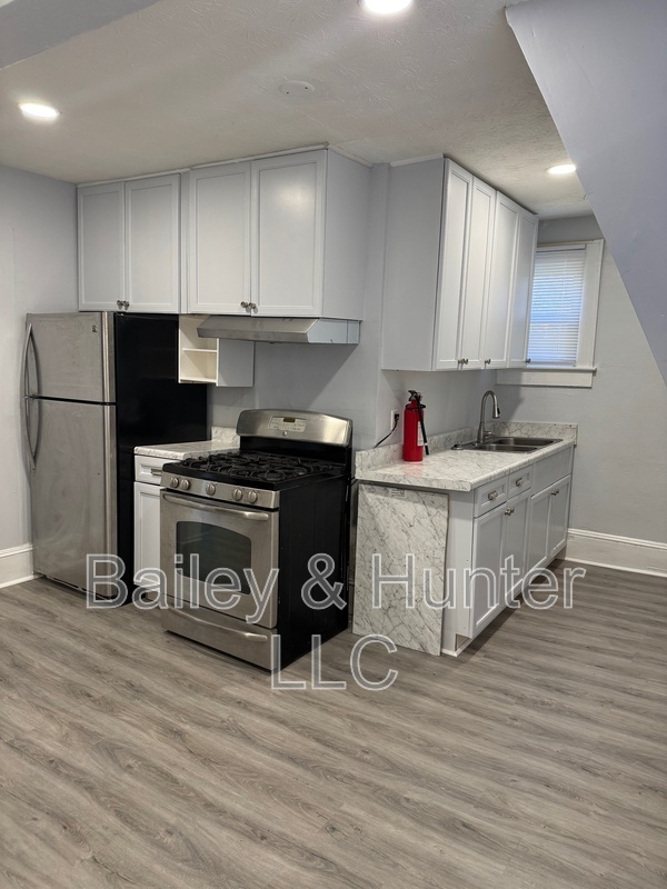 1587 Olympian Cir SW in Atlanta, GA - Building Photo - Building Photo