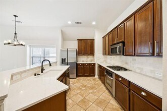 15616 Fire Creek Ln in Fort Worth, TX - Building Photo - Building Photo