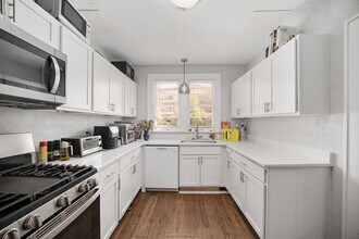 949 SW 13th St in Gainesville, FL - Building Photo - Building Photo