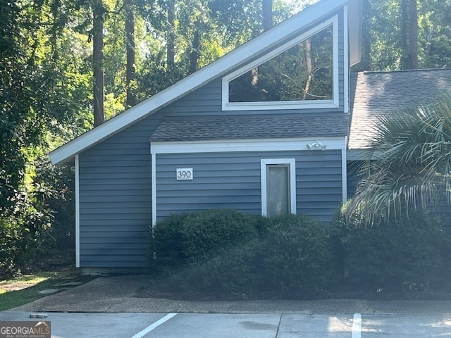 property at 390 Hummingbird Cir