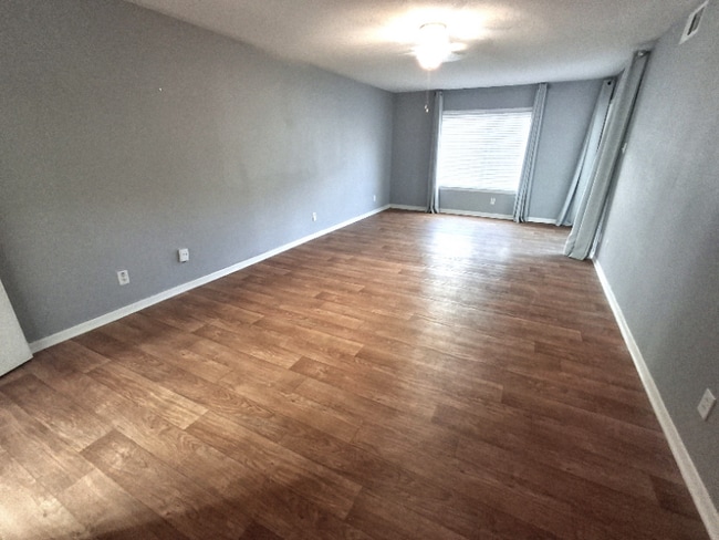 102 Ruelle in San Antonio, TX - Building Photo - Building Photo