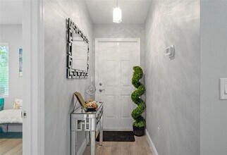 2100 Como St in Port Charlotte, FL - Building Photo - Building Photo