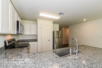 1219 Chrysler St in Lehigh Acres, FL - Building Photo - Building Photo