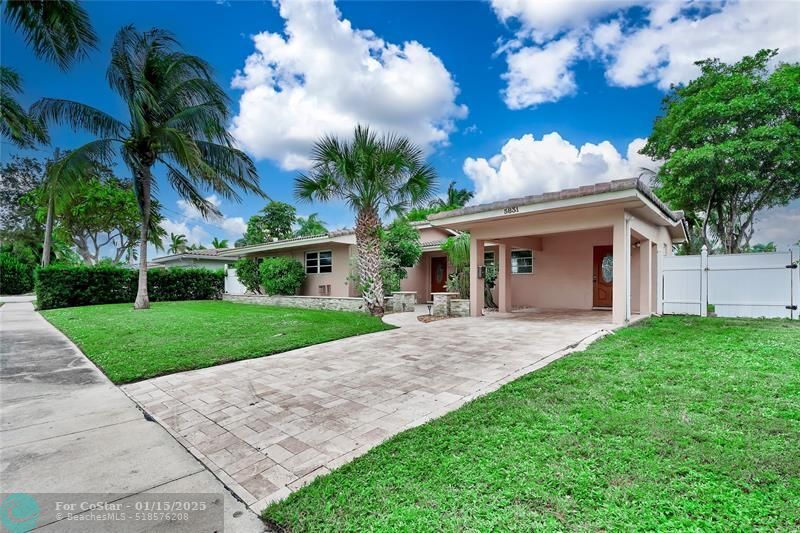 5831 NE 14th Terrace in Fort Lauderdale, FL - Building Photo