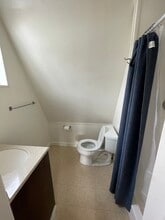 141 7th Ave N in Shelby, MT - Foto de edificio - Building Photo