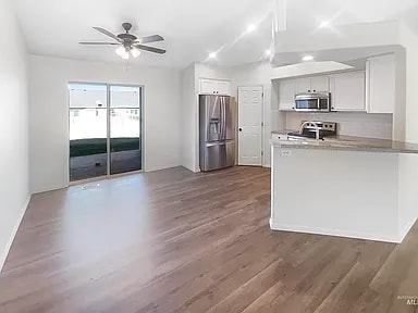 11708 W Trinity Ave in Nampa, ID - Foto de edificio - Building Photo