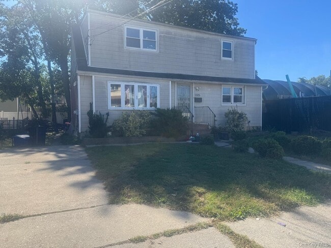 1325 Journal Ave in Elmont, NY - Building Photo - Building Photo