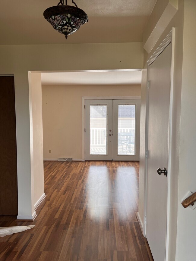 1071 University Blvd in Richmond, IN - Building Photo - Building Photo