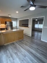 5 Duvall Dr in Hampton Bays, NY - Building Photo - Building Photo