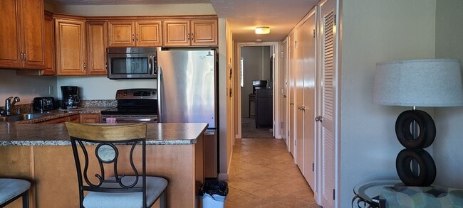 1433 N ATLANTIC Ave in Daytona Beach, FL - Building Photo - Building Photo