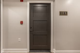 108 W Main St in Thorntown, IN - Building Photo - Building Photo