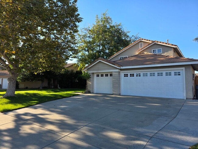 32222 Cala Torrente in Temecula, CA - Building Photo - Building Photo