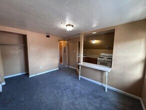 3401 Portola Ave in Pittsburgh, PA - Building Photo - Building Photo