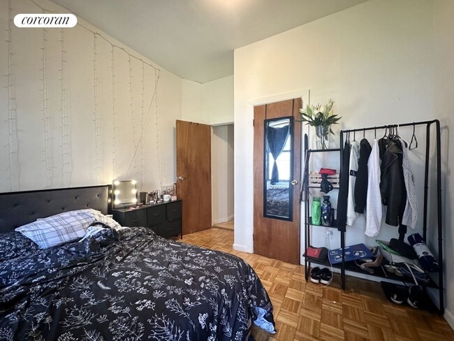 426 E 66th St in New York, NY - Building Photo - Building Photo